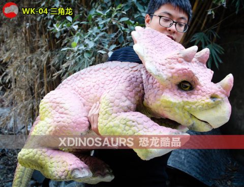 三角龙宝贝玩偶