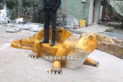 高抗破坏性的玻璃钢恐龙产品