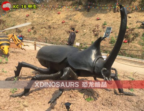 仿真巨型甲虫模型