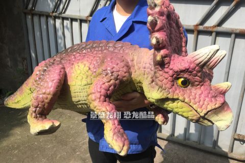 电子三角龙玩偶道具
