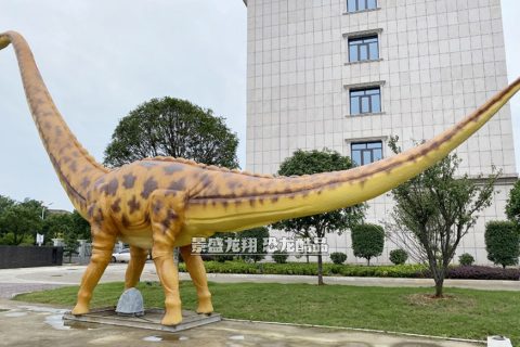 卡通类雷龙模型