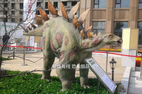 仿真剑龙展品