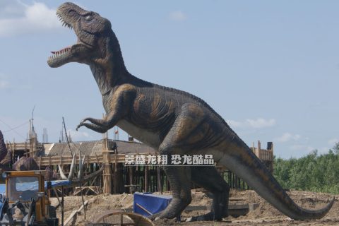 巨型恐龙雕塑