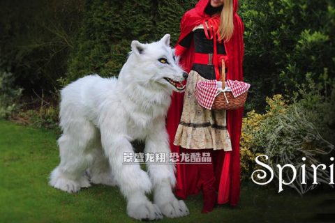 白狼服装