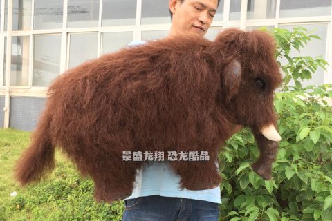 猛犸象幼崽手偶