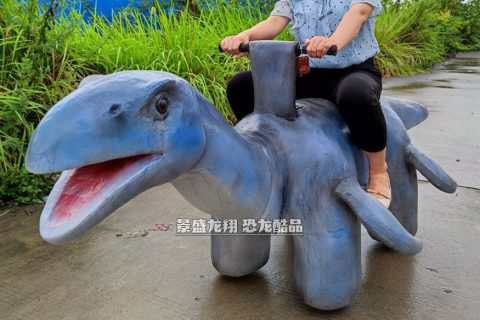 蛇颈龙电动车