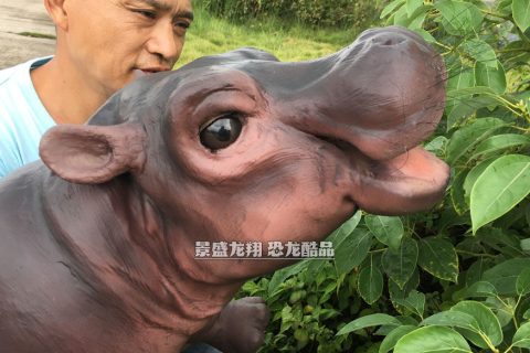 手操控的河马手偶