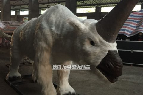 仿造动物模型(皮毛根植工艺)