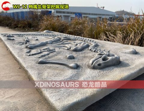 仿真鸭嘴龙挖掘现场装饰