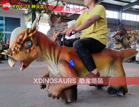 电动肿头龙骑乘车