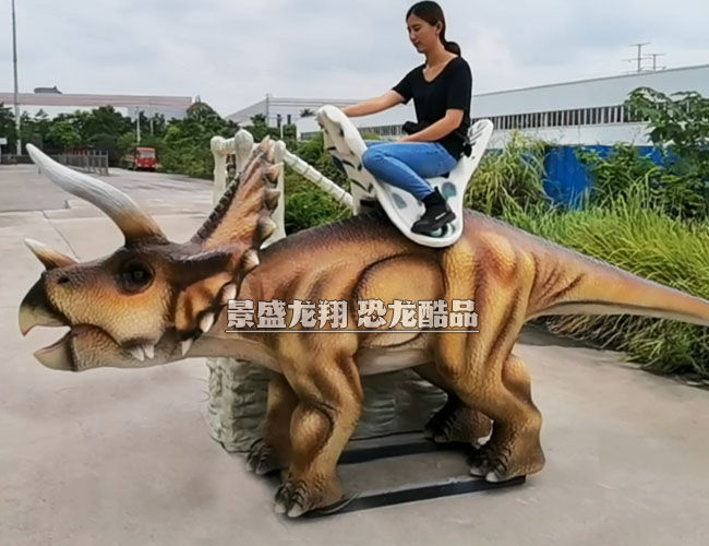 恐龙骑乘设备